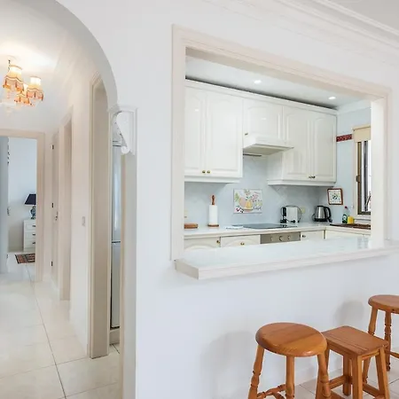 Exclusive Frontline One Bedroom Apartament
