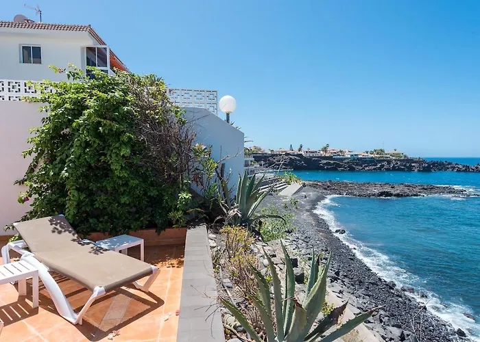 Exclusive Frontline One Bedroom Appartement Puerto de Santiago (Tenerife)